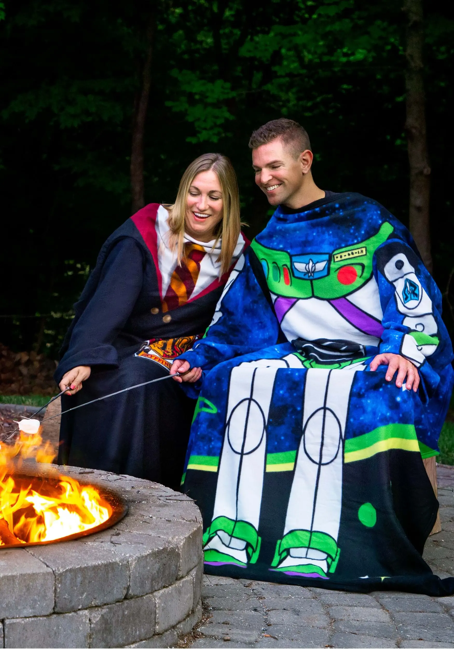 Northwest Company Toy Story Buzz Lightyear Comfy Throw For Adult 5 Northwest Company Toy Story Buzz Lightyear Comfy Throw For Adult - Image 3