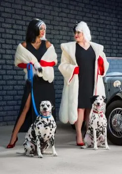 Fun Costumes Cruella De Vil Stole Costume For Women From Disney’s 101 Dalmatians 19 Fun Costumes Cruella De Vil Stole Costume For Women From Disney’s 101 Dalmatians -Video Game Costumes Shop womens prestige cruella de vil stole costume alt 2